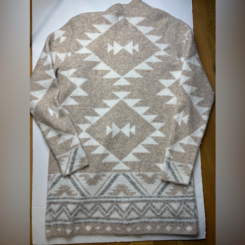 Frye super soft Aztec pattern open front Cardigan… - image 5
